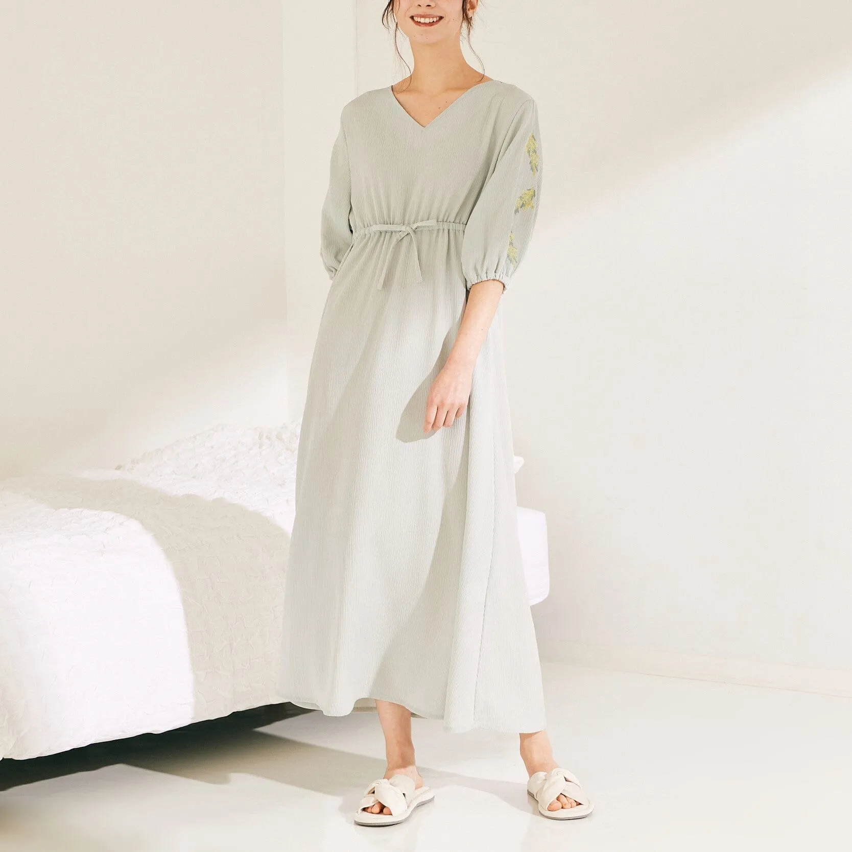 Season Embroidery One Piece  Green