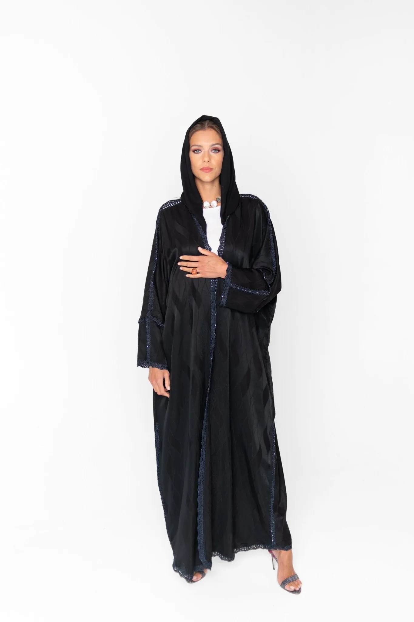 TH1282 ABAYA